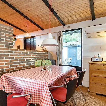 4 Person In Tranek R Ferienhaus